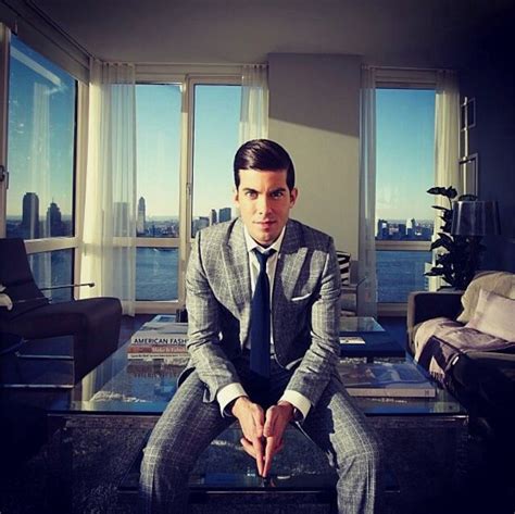 Luis D. Ortiz (@luisdortiz) • Instagram photos and videos.